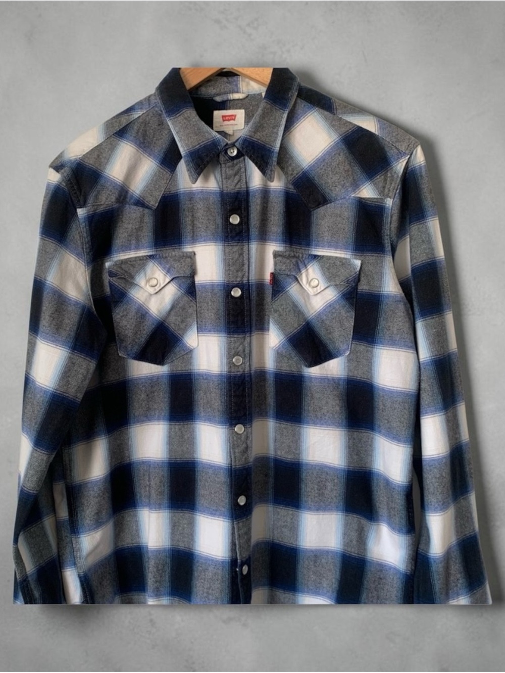 Levi's Blue and White Plaid Shirt LIKE NEW